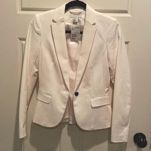 women’s off white blazer